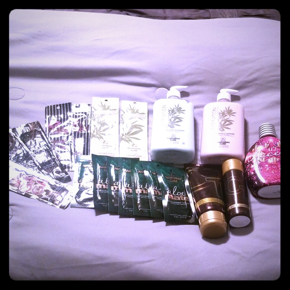 LOT OF TANNING LOTION, EXTENDERS, FACIAL BRONZER,